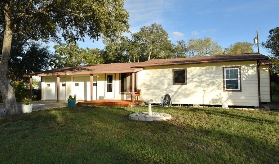 2317 Roma St, Agua Dulce, TX 78330 - 4 Beds, 2 Bath