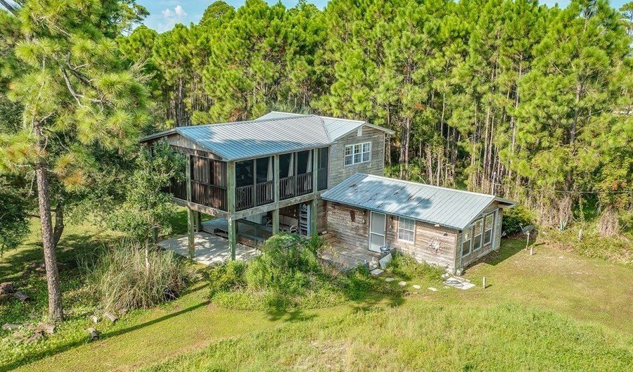 16 Pelican St, Alligator Point, FL 32346 - 2 Beds, 2 Bath