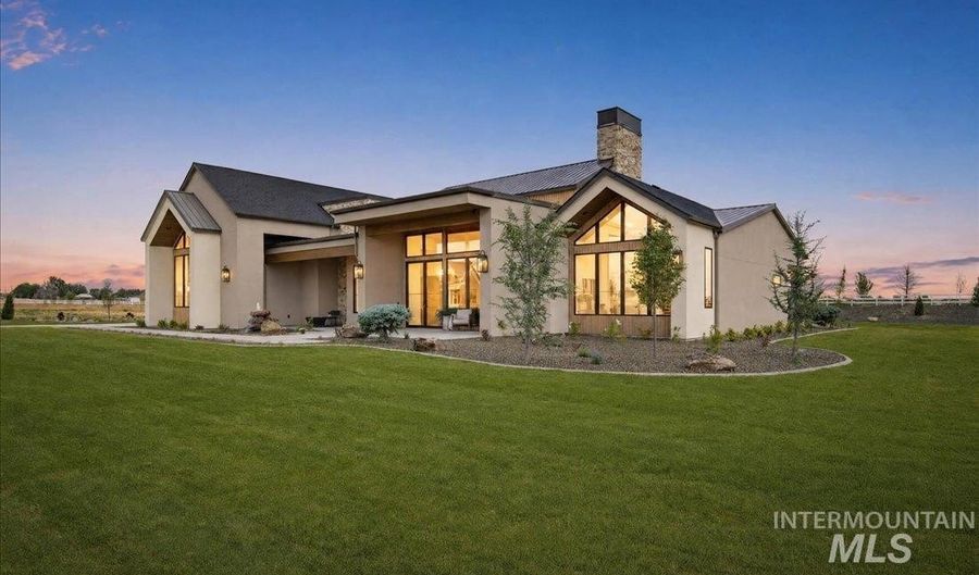 13310 Breezeview Ln, Caldwell, ID 83607 - 3 Beds, 4 Bath