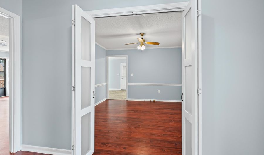 1109 Oak Hill Dr, Anderson, SC 29621 - 3 Beds, 2 Bath