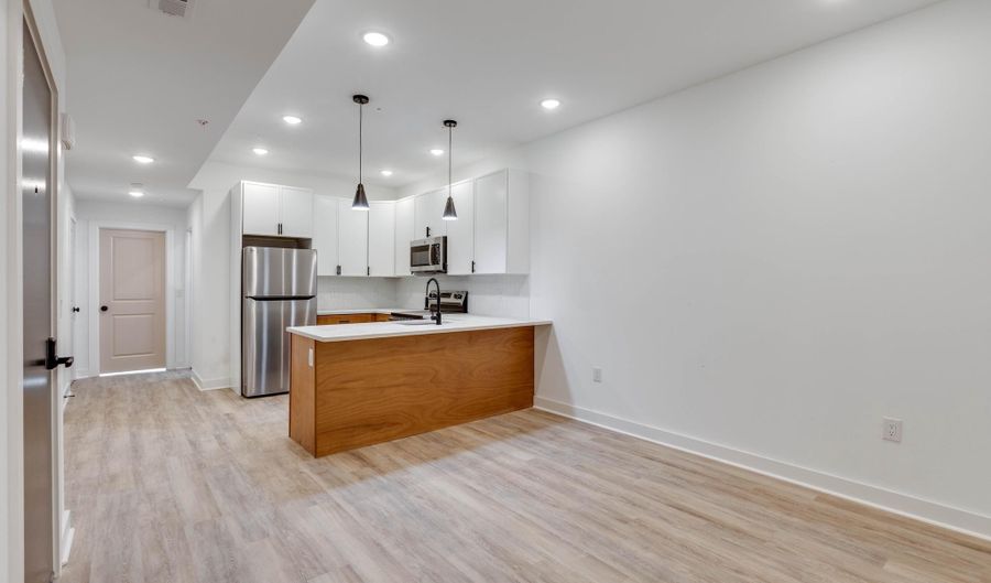 2404 N 6TH St 2, Philadelphia, PA 19133 - 2 Beds, 2 Bath