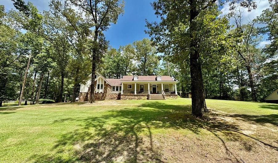 130 Cooper Dr, Bruce, MS 38915 - 4 Beds, 4 Bath