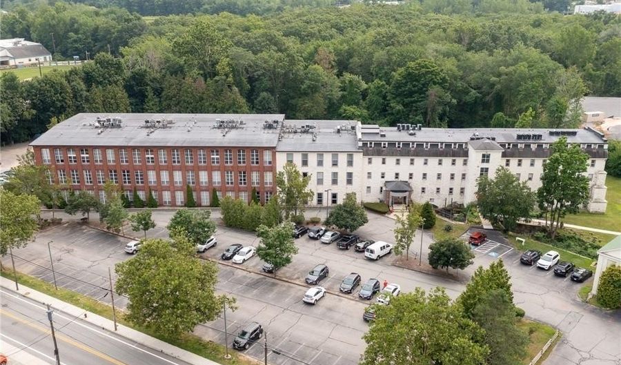 494 Woonasquatucket Ave 107, North Providence, RI 02911 - 2 Beds, 1 Bath