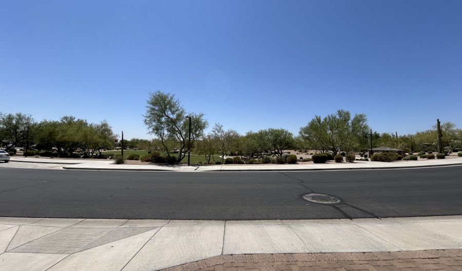 5415 E HALLIHAN Dr, Cave Creek, AZ 85331 - 5 Beds, 5 Bath