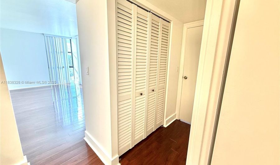 20335 W Country Club Dr 502, Aventura, FL 33180 - 2 Beds, 2 Bath