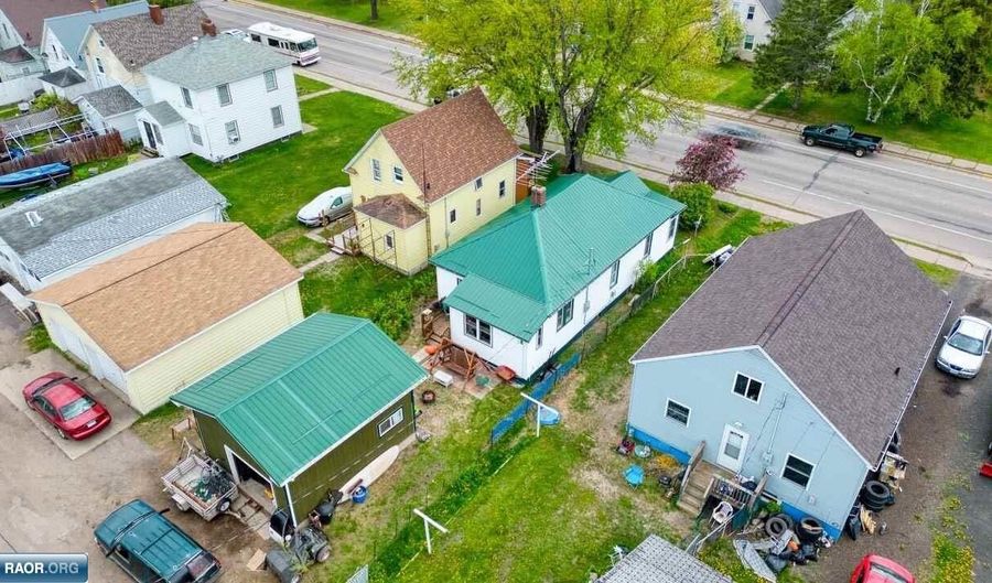 316 W 3rd Ave N, Aurora, MN 55705 - 2 Beds, 1 Bath