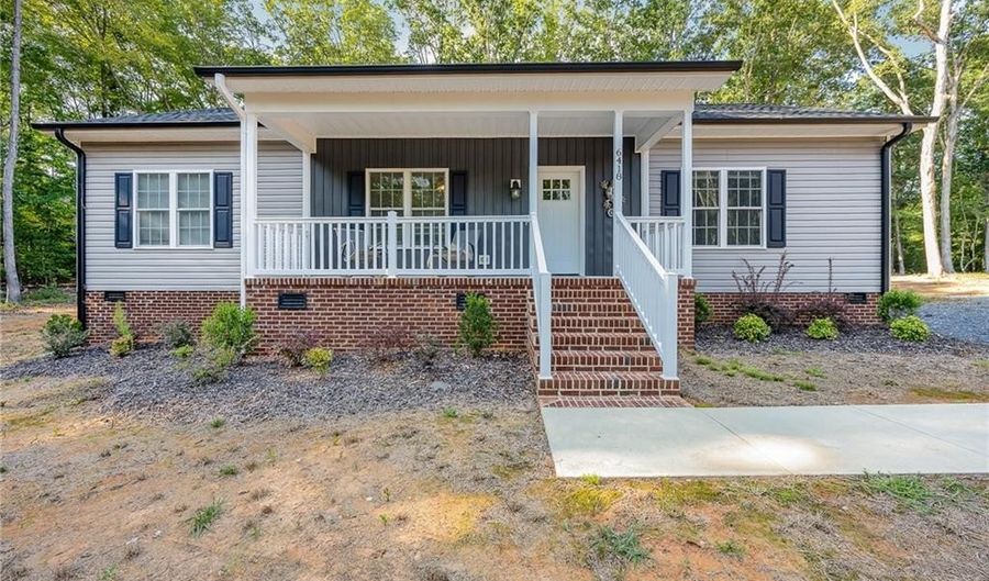 6418 Pisgah Covered Bridge Rd, Asheboro, NC 27205 - 3 Beds, 2 Bath