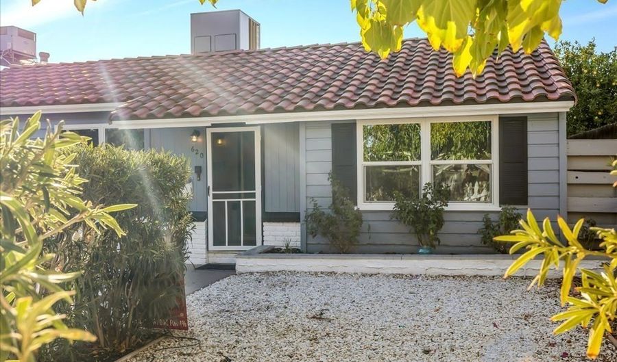 620 Avenue H, Boulder City, NV 89005 - 4 Beds, 3 Bath