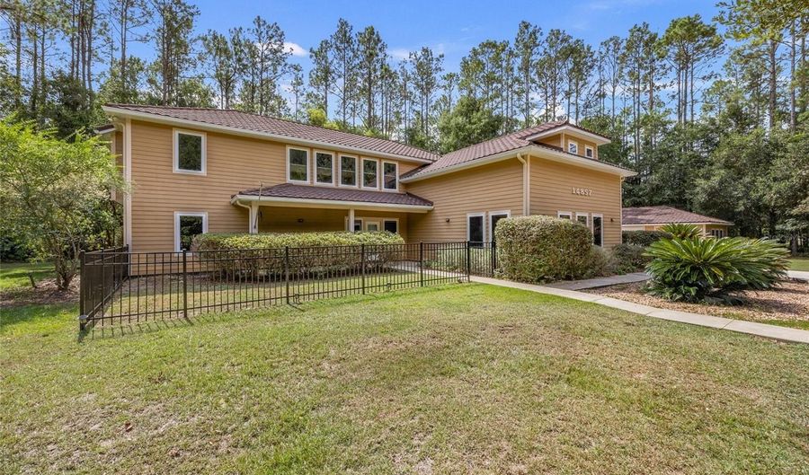 14857 NW 132ND Pl, Alachua, FL 32615 - 3 Beds, 3 Bath