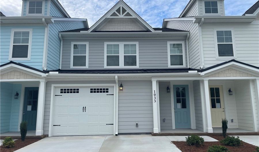 1033 George Smith Mill Rd, Anderson, SC 29625 - 3 Beds, 4 Bath