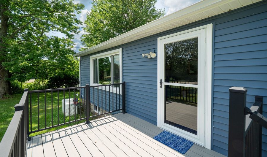 2680 32nd St, Allegan, MI 49010 - 3 Beds, 2 Bath