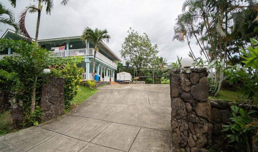 47-726 Kamehameha Hwy, Kaneohe, HI 96744 - 12 Beds, 11 Bath