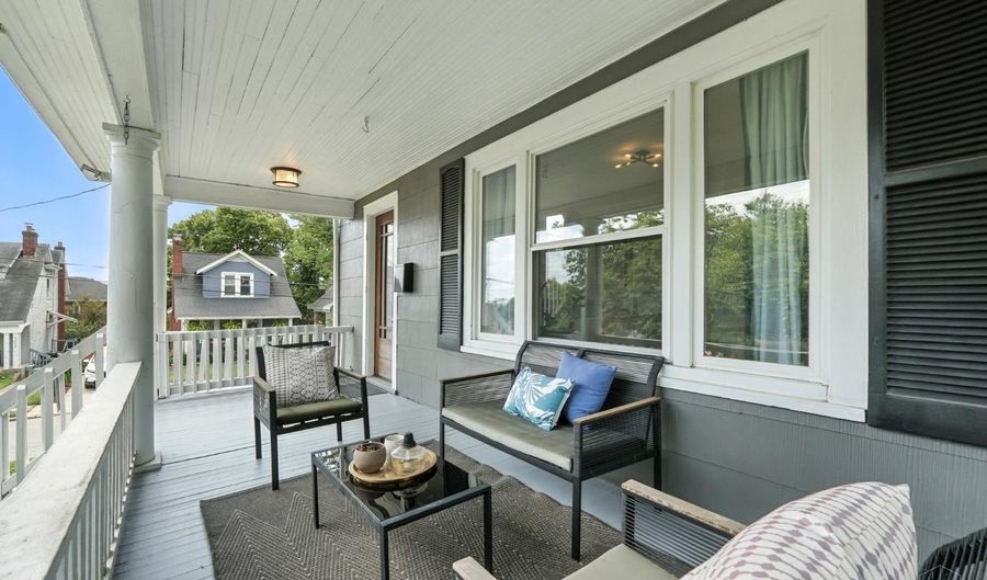 5635 Ridge Ave, Cincinnati, OH 45213 - 3 Beds, 3 Bath