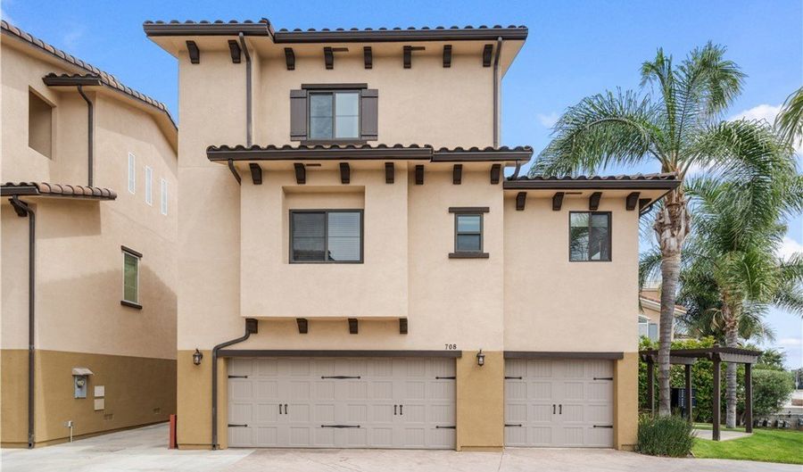 708 N Atlantic Blvd, Alhambra, CA 91801 - 3 Beds, 3 Bath
