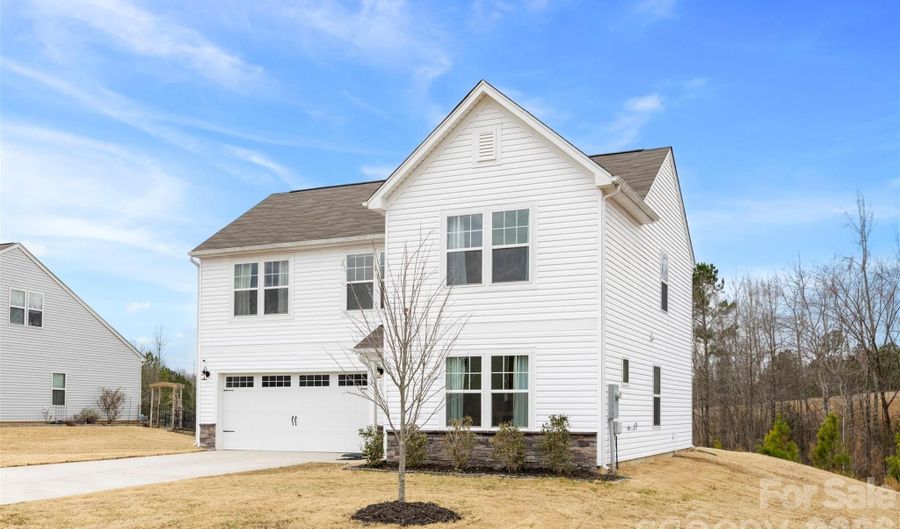 717 Lexington Dr, Albemarle, NC 28001 - 3 Beds, 3 Bath