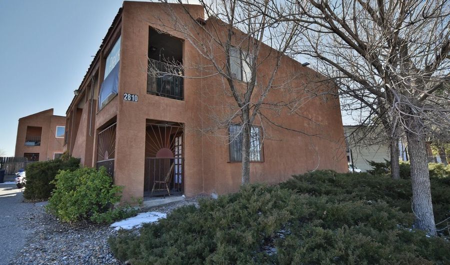 2810 Vail Ave SE, Albuquerque, NM 87106 - 8 Beds, 4 Bath