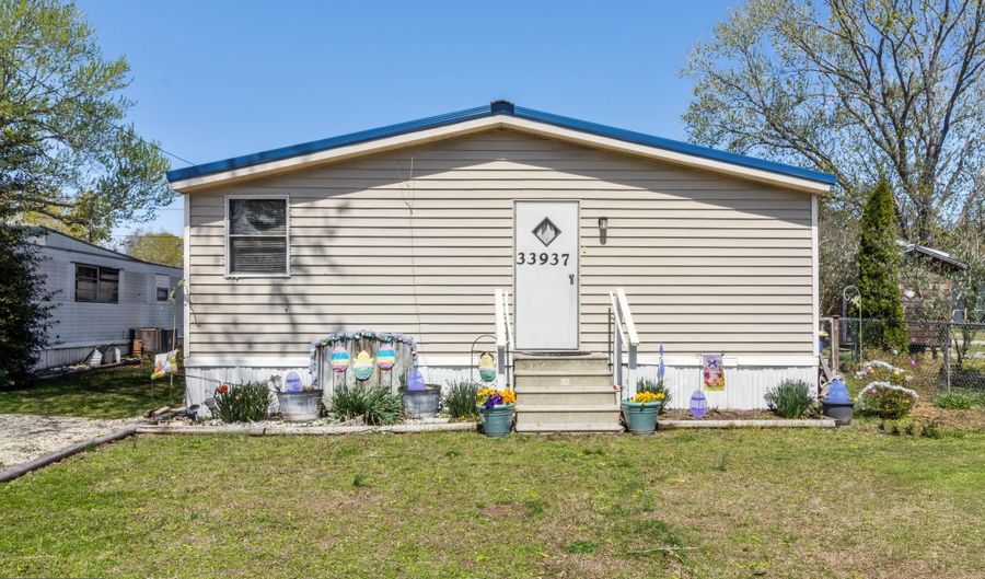 33937 CORNFLOWER Ln 3837, Lewes, DE 19958 - 3 Beds, 2 Bath