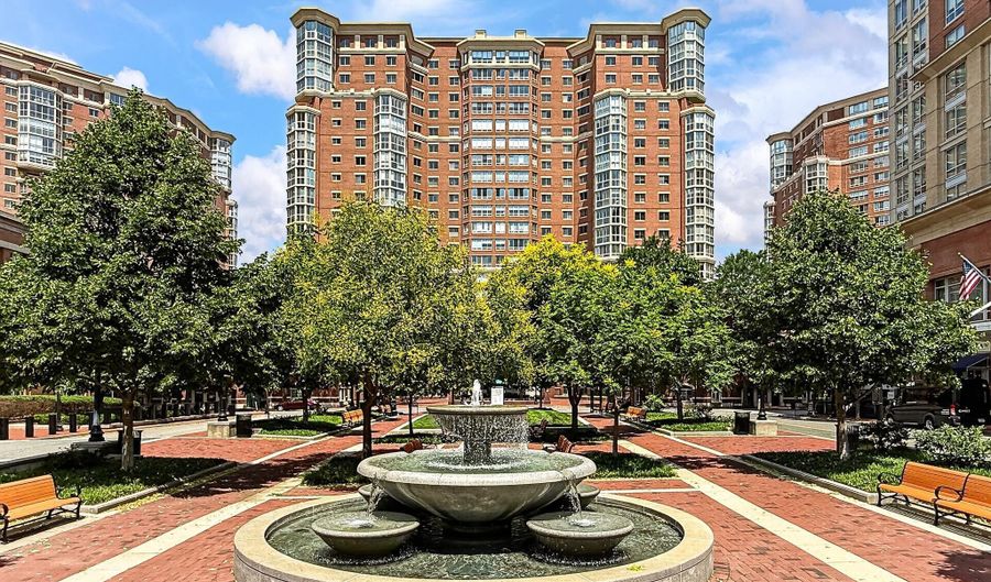 2181 JAMIESON Ave 1803, Alexandria, VA 22314 - 2 Beds, 5 Bath
