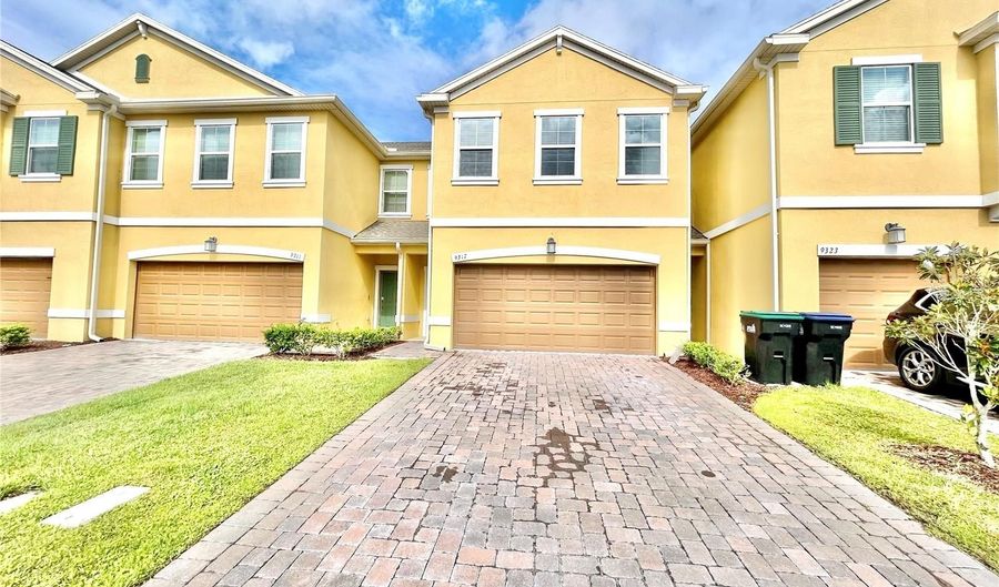 9317 TECUMSEH Dr, Alafaya, FL 32825 - 3 Beds, 3 Bath