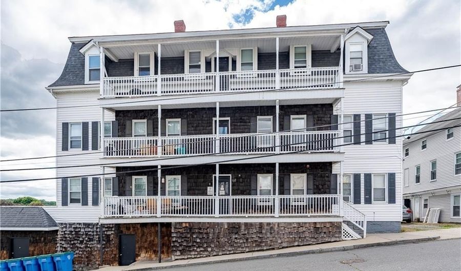 68 WINTER St, Lincoln, RI 02838 - 12 Beds, 4 Bath
