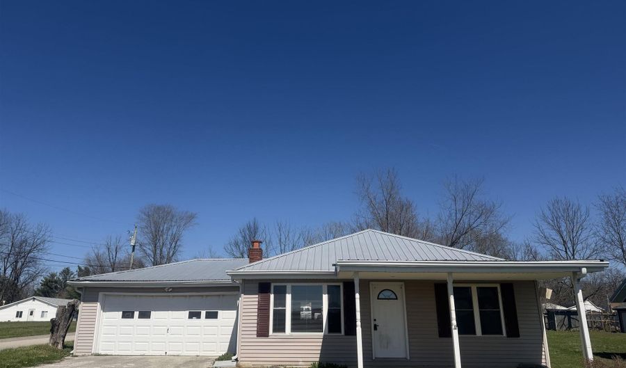 453 E Oolitic Rd, Bedford, IN 47421 - 2 Beds, 1 Bath