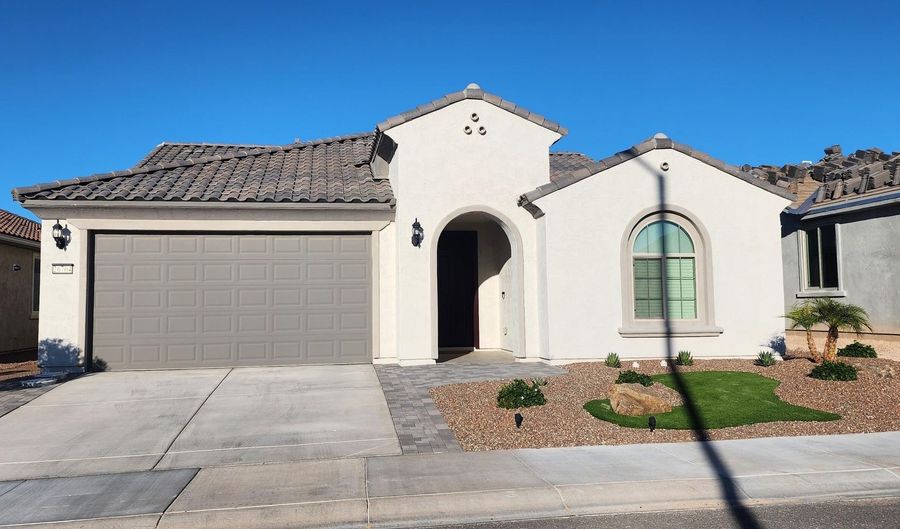 26704 W Mccrea Dr, Buckeye, AZ 85396 - 2 Beds, 2 Bath