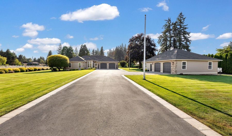 16210 NE 92ND Ave, Battle Ground, WA 98604 - 4 Beds, 3 Bath