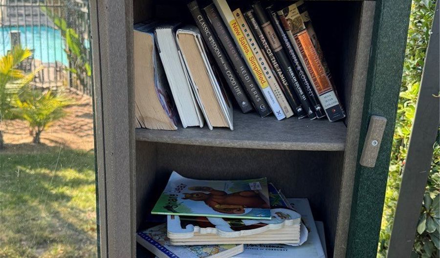 65 Waxwing, Aliso Viejo, CA 92656 - 2 Beds, 3 Bath