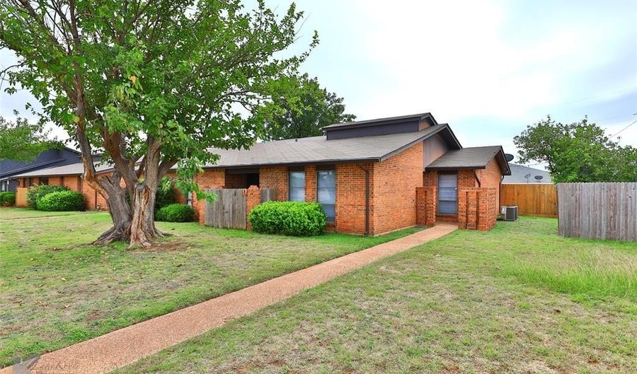 3117 Button Willow A, Abilene, TX 79606 - 3 Beds, 2 Bath