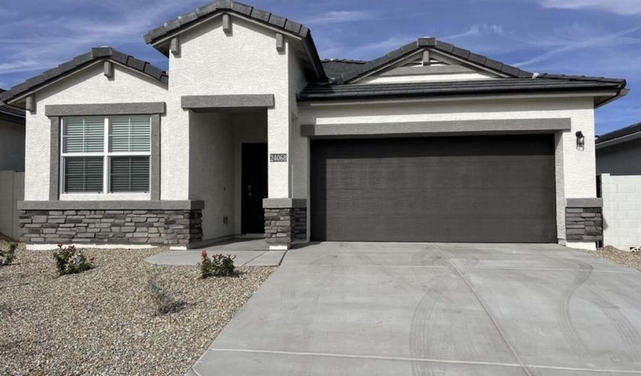 24068 W WHYMAN Ave, Buckeye, AZ 85326 - 4 Beds, 2 Bath