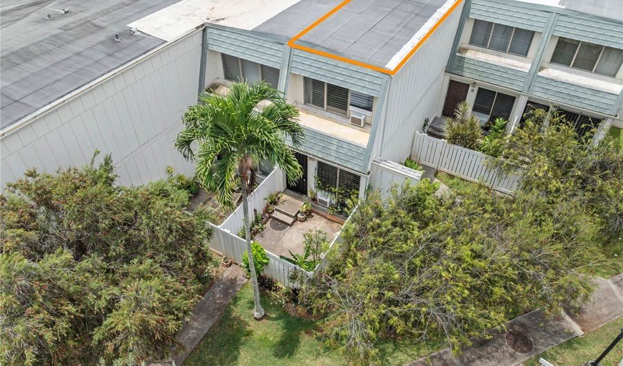 98-685 Kaonohi St E, Aiea, HI 96701 - 2 Beds, 1 Bath