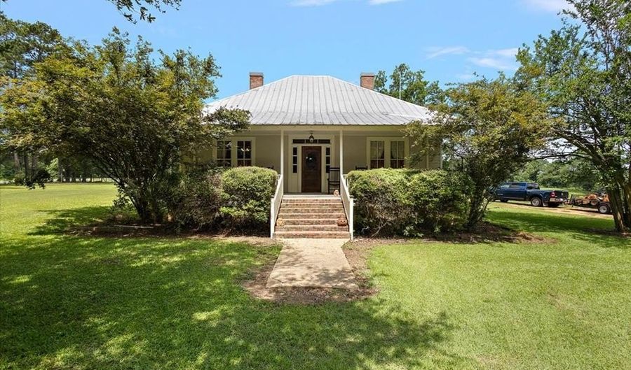 3350 Mount Pleasant Ln SE, Bogue Chitto, MS 39629 - 3 Beds, 1 Bath