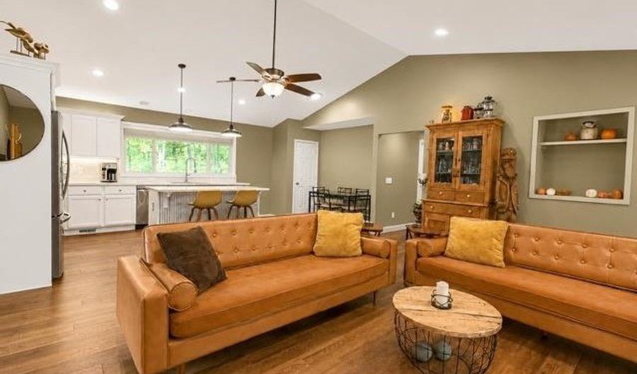 5441 Valley Rd, Alanson, MI 49706 - 3 Beds, 2 Bath