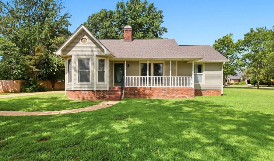 14767 Woodland Rd, Athens, AL 35613 - 3 Beds, 3 Bath