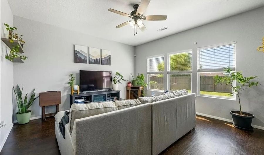 805 NW 70th Ave, Bentonville, AR 72713 - 3 Beds, 3 Bath