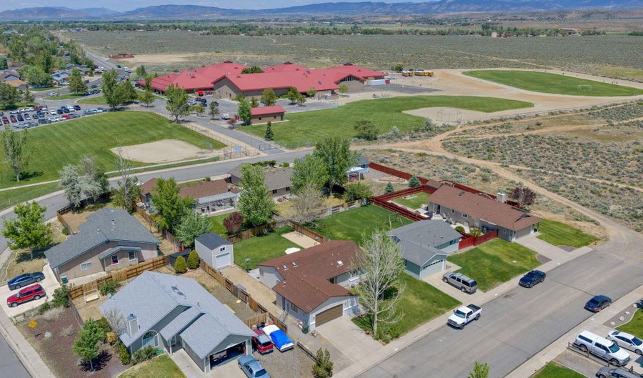 1492 Kathy Way, Gardnerville, NV 89460 - 3 Beds, 2 Bath