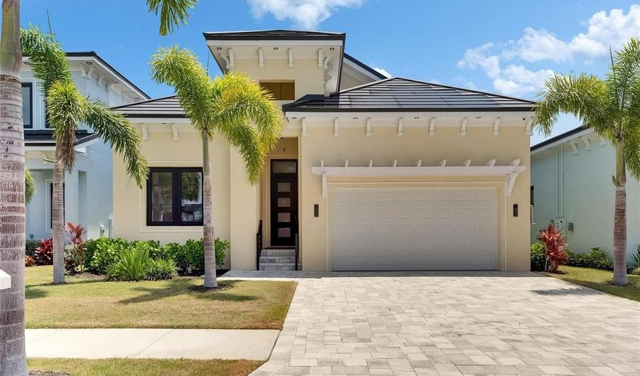 6532 SIMONE SHORES Cir, Apollo Beach, FL 33572 - 3 Beds, 3 Bath