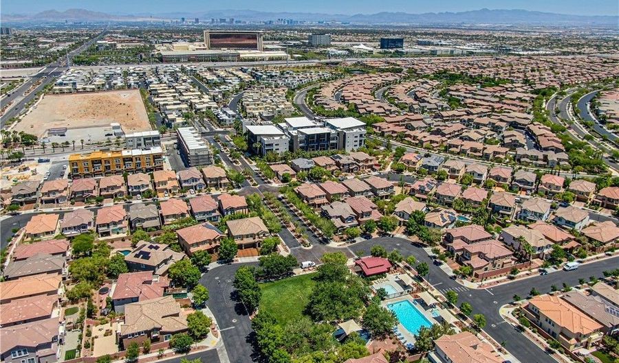 1170 Prospering Creek St 5, Las Vegas, NV 89135 - 3 Beds, 3 Bath