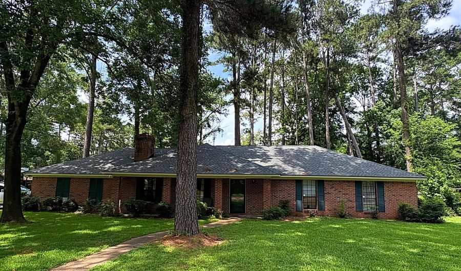 101 Dogwood Cir, Brandon, MS 39047 - 3 Beds, 2 Bath
