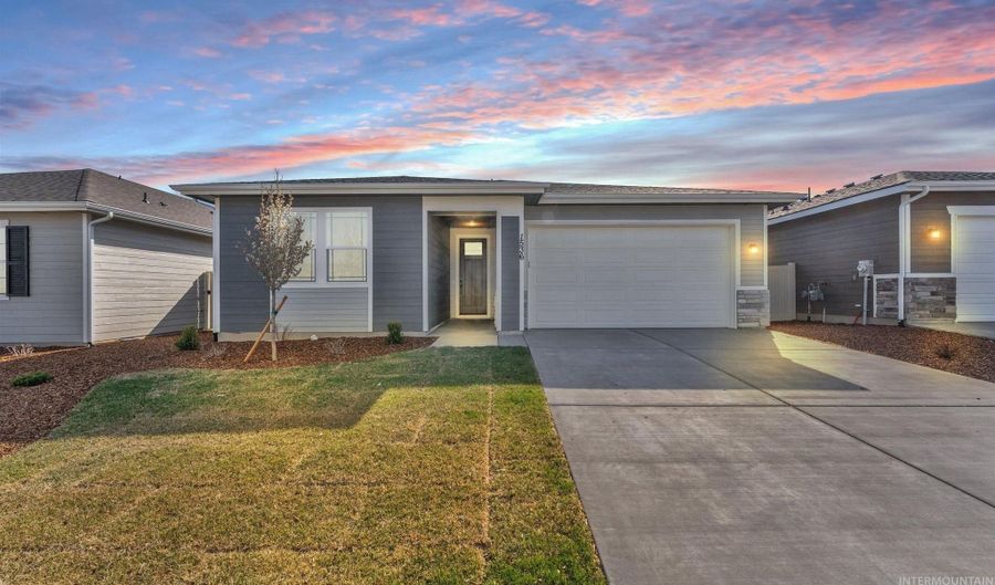 11296 Overhang St, Caldwell, ID 83687 - 3 Beds, 2 Bath