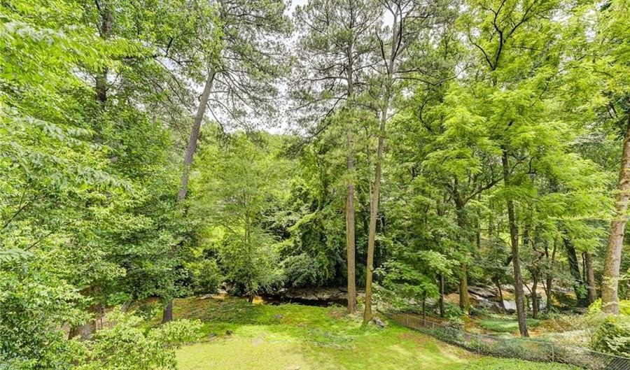 2423 Woodacres Rd NE, Atlanta, GA 30345 - 3 Beds, 3 Bath