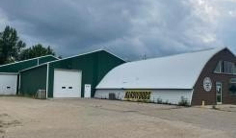 404 Airport Rd, Albert Lea, MN 56007 - 0 Beds, 0 Bath