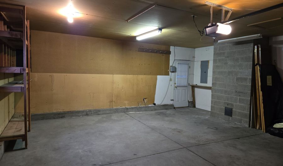 3521 Navarre Rd, Casper, WY 82604 - 4 Beds, 2 Bath