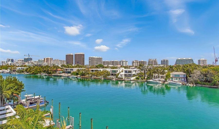 9221 E Bay Harbor Dr 511, Bay Harbor Islands, FL 33154 - 4 Beds, 5 Bath