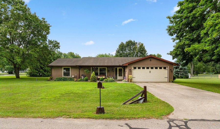 1705 W 120 N, Angola, IN 46703 - 3 Beds, 2 Bath