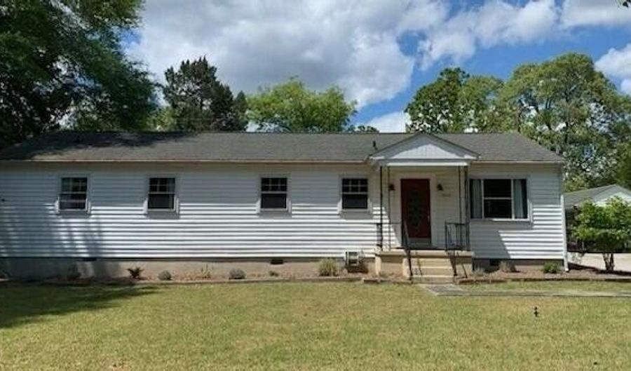 1303 Hagood Ave, Barnwell, SC 29812 - 3 Beds, 2 Bath