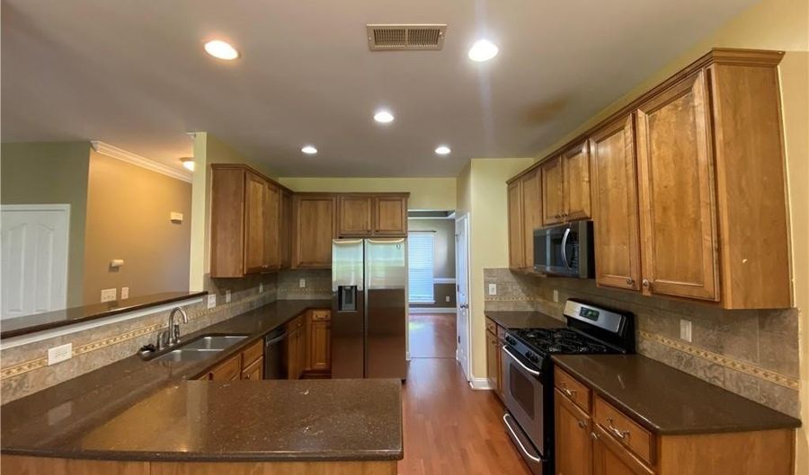 115 N Field Dr, Advance, NC 27006 - 5 Beds, 3 Bath