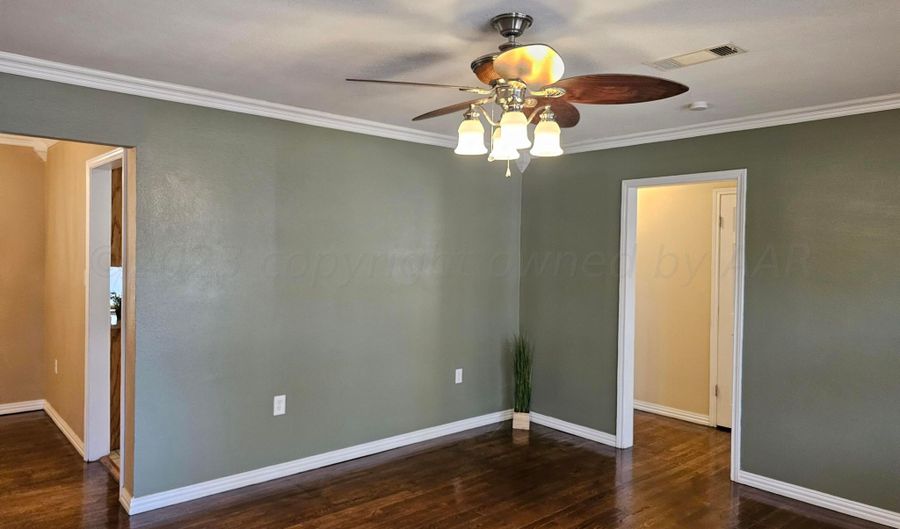 3709 LENWOOD Dr, Amarillo, TX 79109 - 3 Beds, 5 Bath