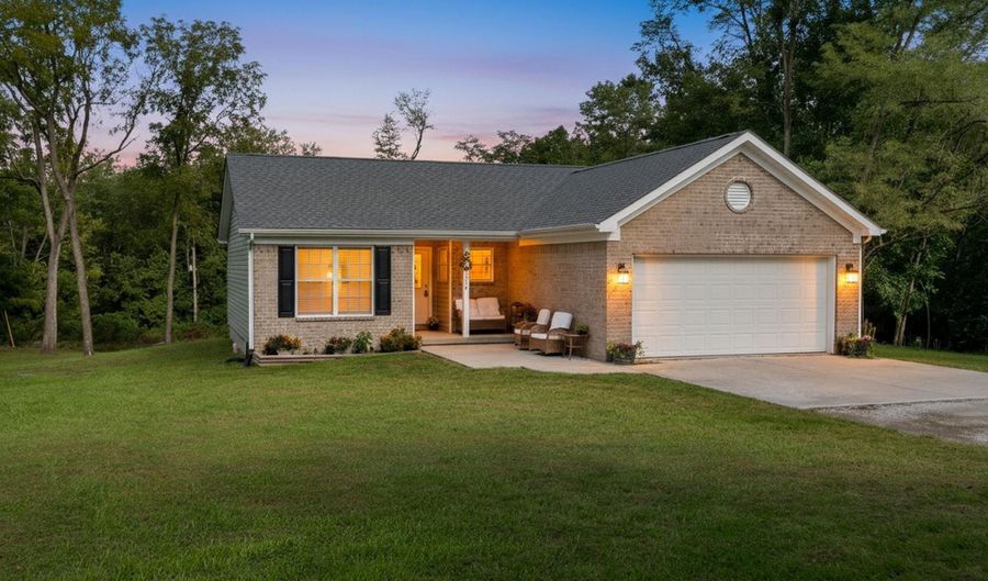 1354 E River Rd, Attica, IN 47918 - 3 Beds, 2 Bath