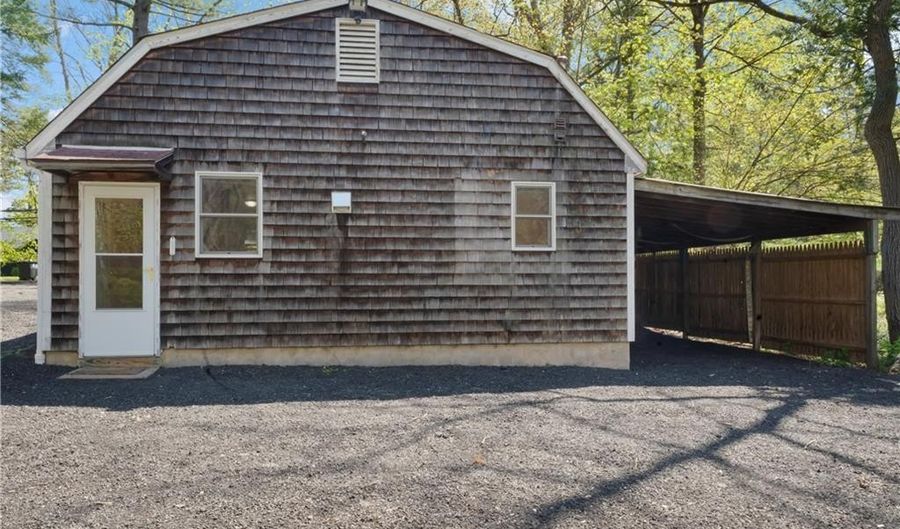 588 Webbs Hill Rd cottage, Stamford, CT 06903 - 1 Beds, 1 Bath